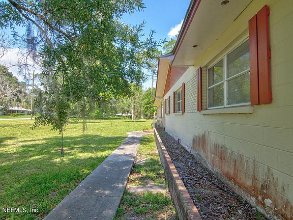 4th image of 25441 SW 5TH Avenue