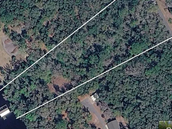 123 WHITNEY STREET, SATSUMA, FL 32189
