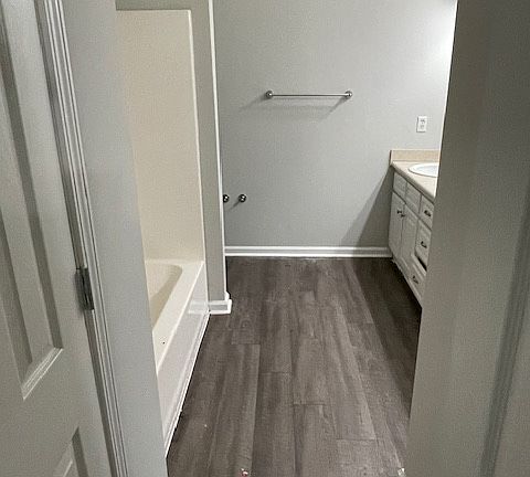 4th image of 111A Lindsay Ct #111A