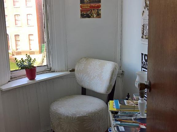 Den/reading nook