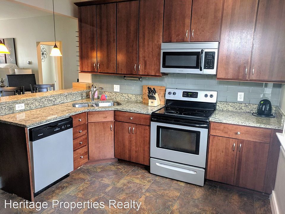 1st image of 4101 Magnolia Ave #301