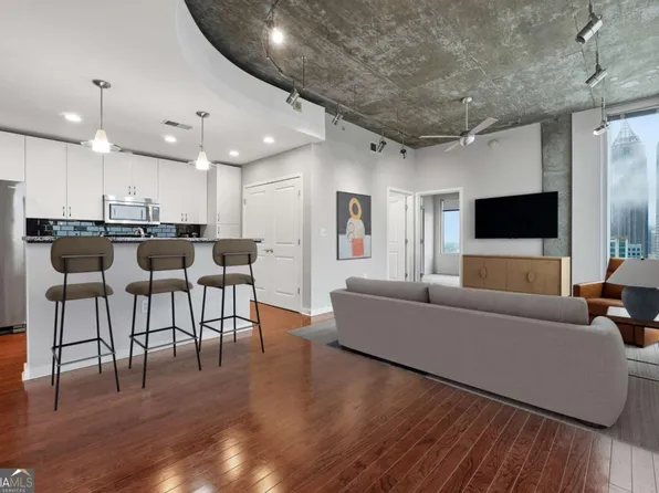 860 Peachtree St NE Unit 2218, Atlanta, GA 30308