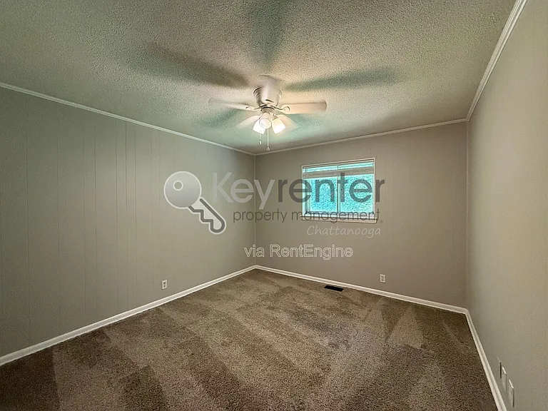 550 Alexander Dr #A — Photo 11