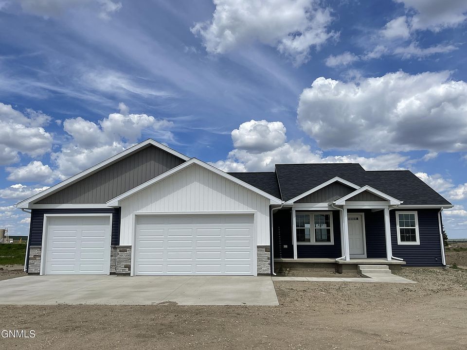 1st image of 13634 Redwood Way NW