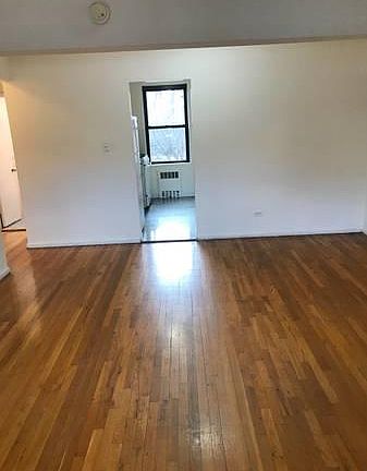 3rd image of 216-10 77ave 1h Bayside N #1H