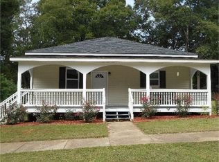 135 Pine St, Carrollton, GA 30117