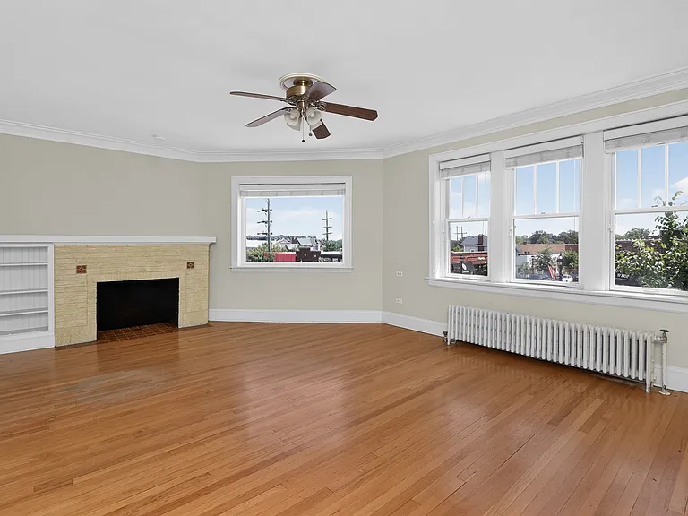 438 N Main St #N — Photo 3