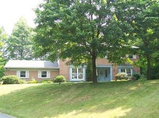 186 Crooks School Rd, Clinton, PA 15026