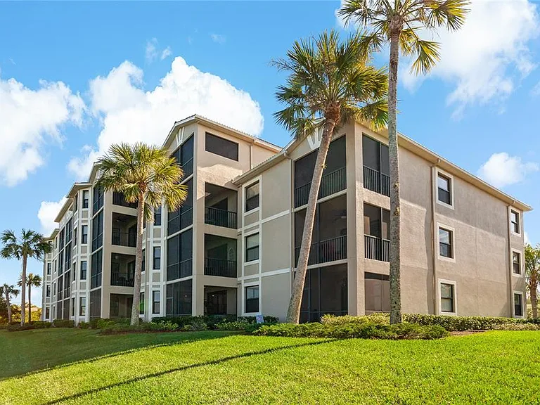 7121 River Hammock Dr #102 — Photo 40