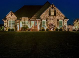 1969 Rolling Meadow Ln, Chapel Hill, TN 37034