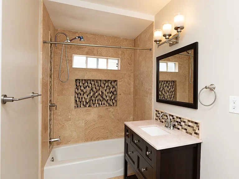 4256 Napier St — Photo 17