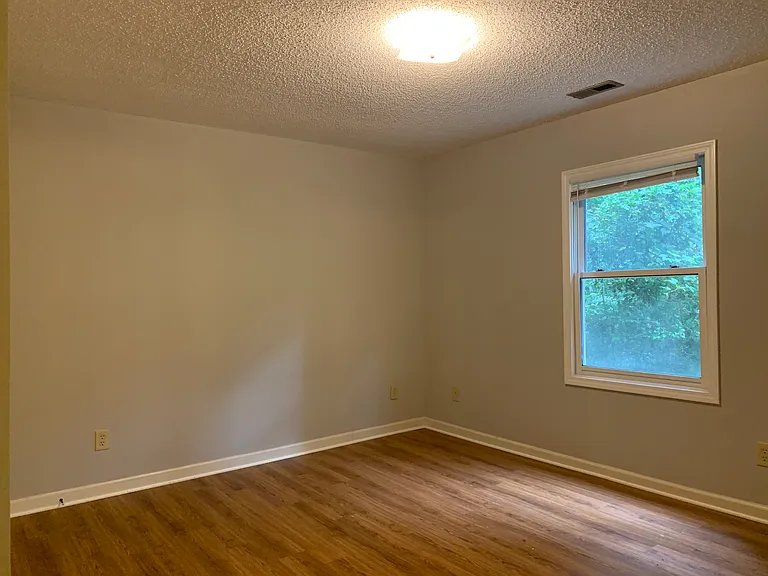 453 Kenilworth Rd #C — Photo 14