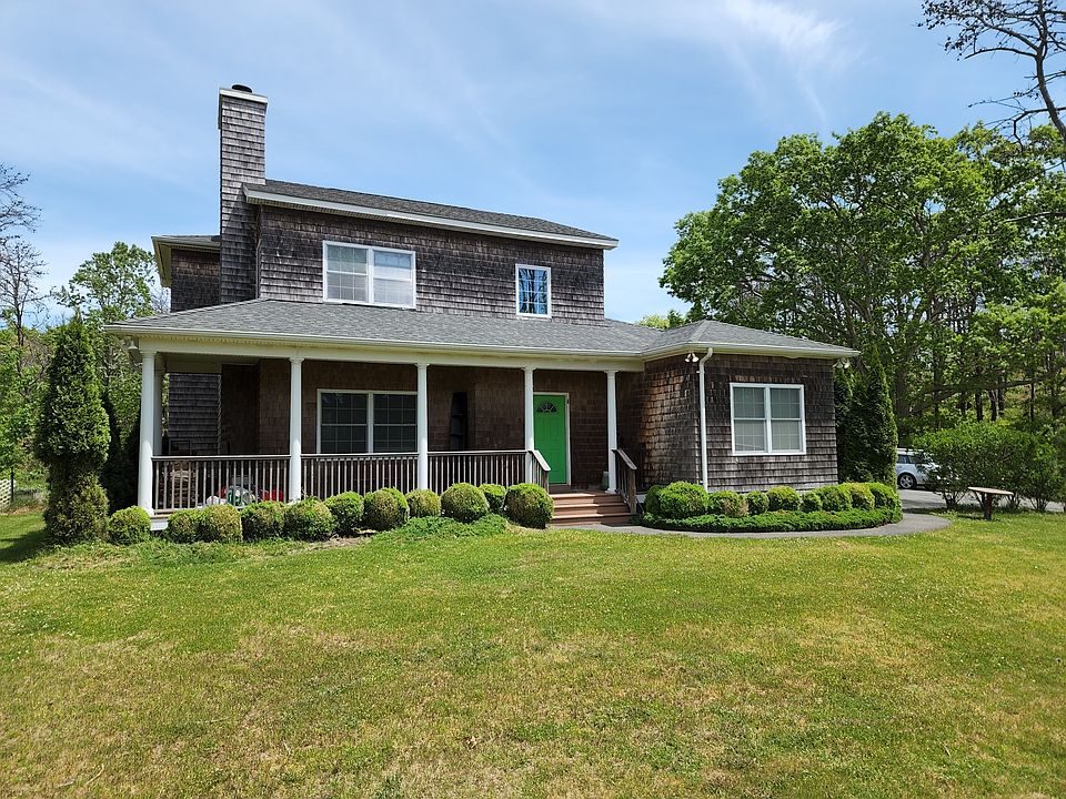 6 Seneca Dr, Hampton Bays, NY 11946 Zillow