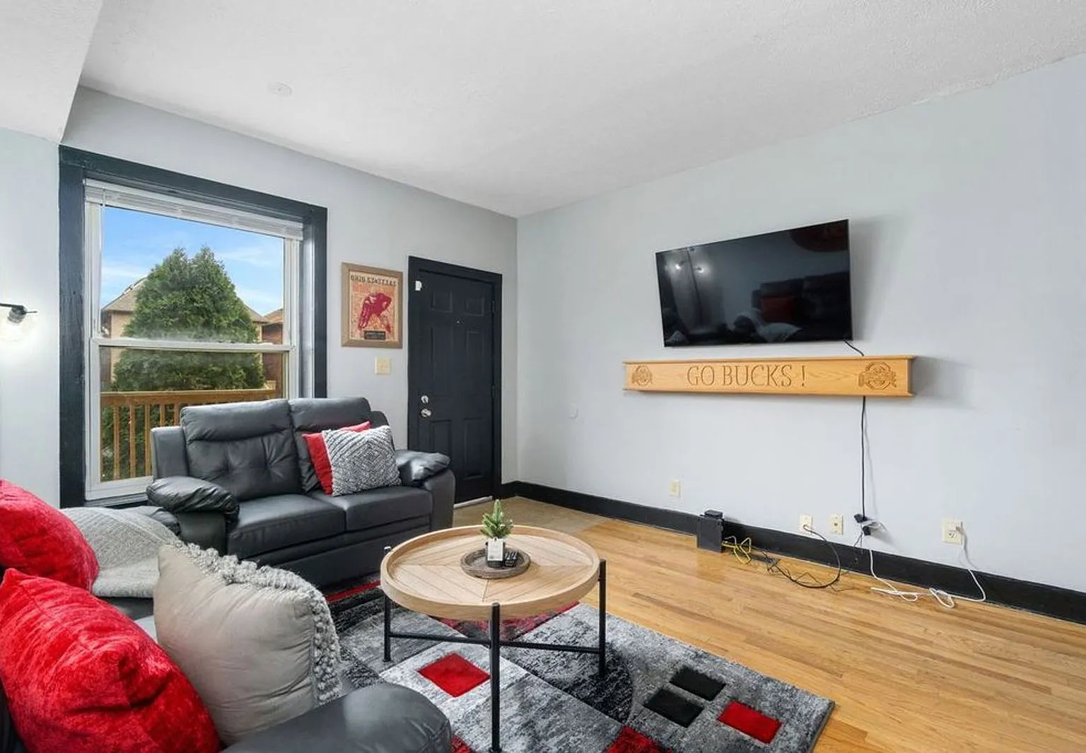 3 bed, 1.0 bath, $1,225 — Photo 4