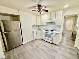 7021 Durham Ave, North Bergen, NJ