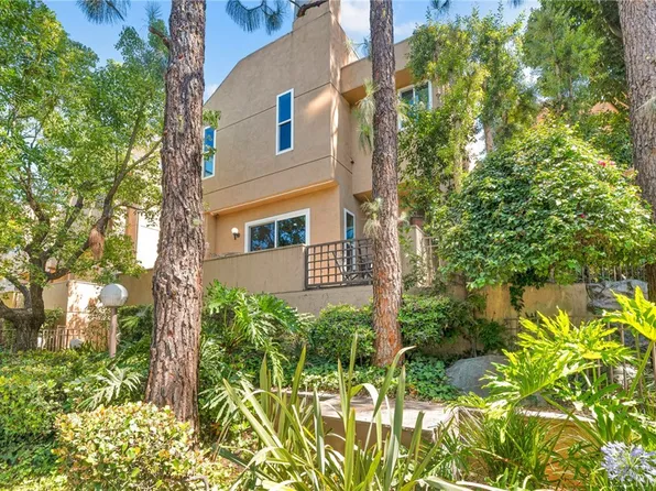 18730 Hatteras St Unit 5, Tarzana, CA 91356