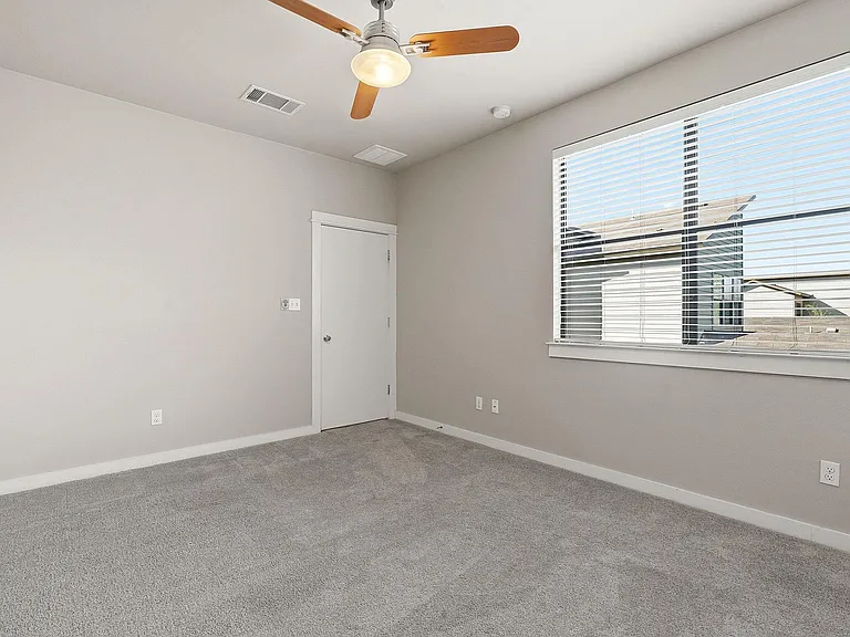 2911 Corbin Ln — Photo 22