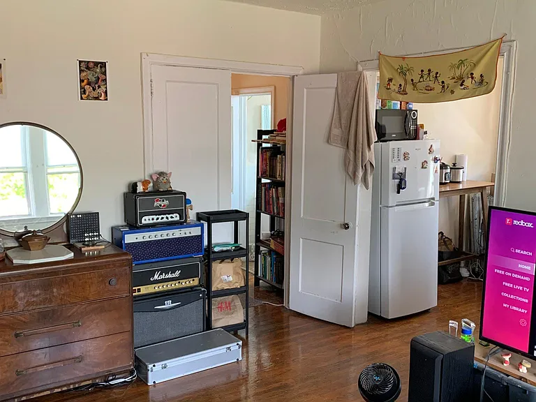 415 S 42nd St #10 — Photo 7