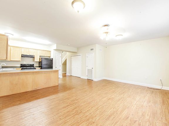 4th image of 104 Ramey Rd APT B