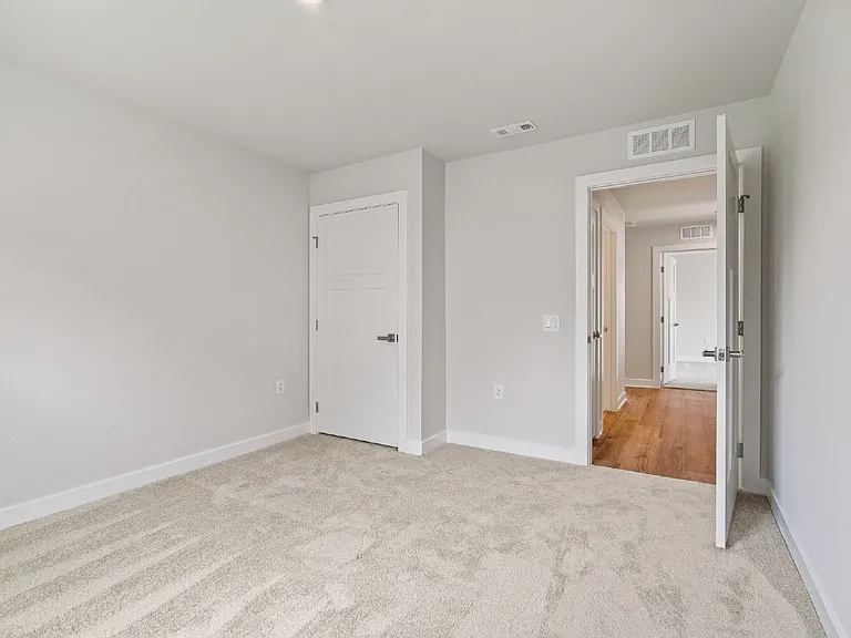 1103 Wilkinson Ln — Photo 10