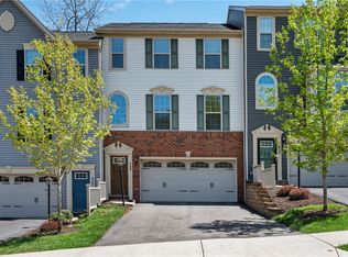 103 Arbor Trail Dr, Mc Kees Rocks, PA 15136