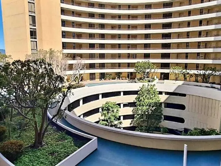 4335 Marina City Dr #340 — Photo 32