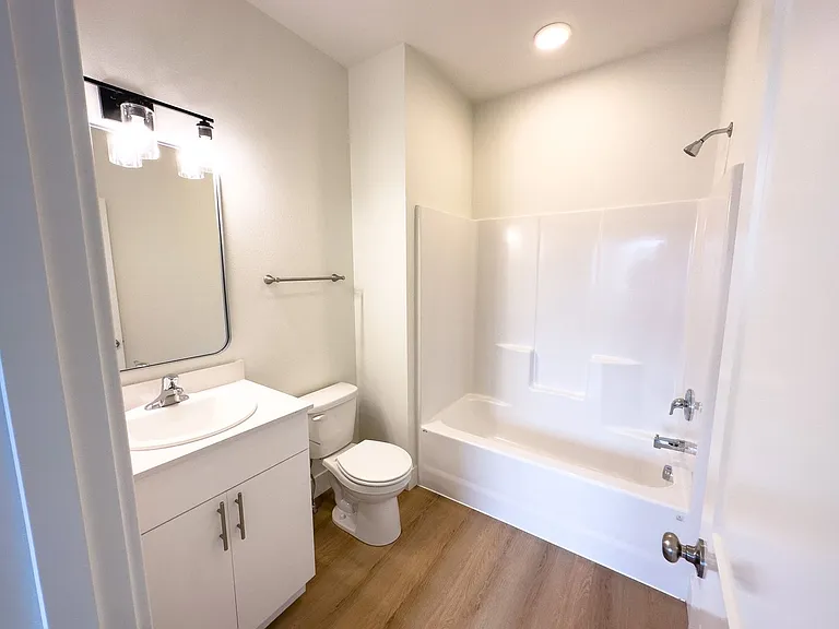 Welcome to Sun Drive Townhomes! — Photo 40
