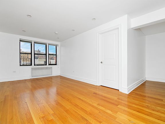 3rd image of 69 Bennett Ave APT 608