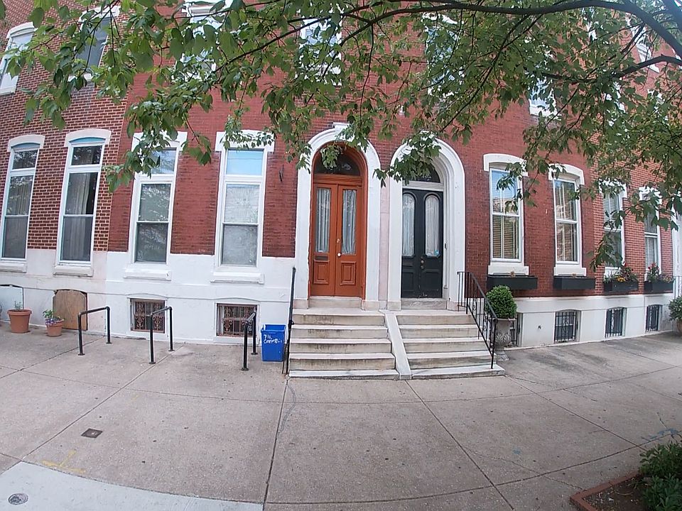 1st image of 711 Corinthian Ave #1