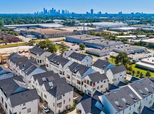 3304 Timbergrove Oaks St, Houston, TX 77008