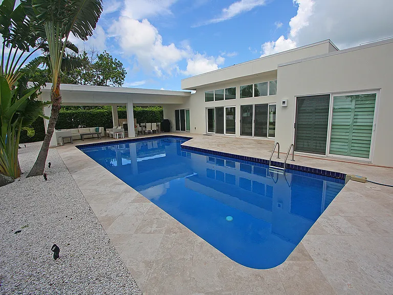 336 Morningside Dr — Photo 13