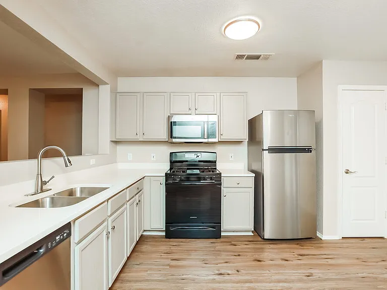 7393 S Messala Ct — Photo 8