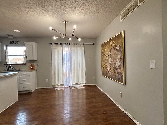 4th image of 1314 E Hurley St