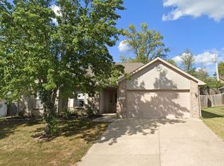 2409 Oakfield Dr, Columbia, MO 65202