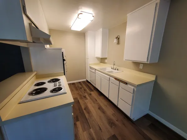 Spacious 1 Bedroom 1 Bath Upstairs Apartment, 3462 Preble Ave, Ventura, CA 93003