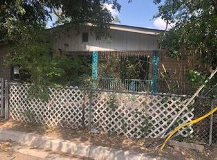 2015 Santa Rita Ave, Laredo, TX 78040