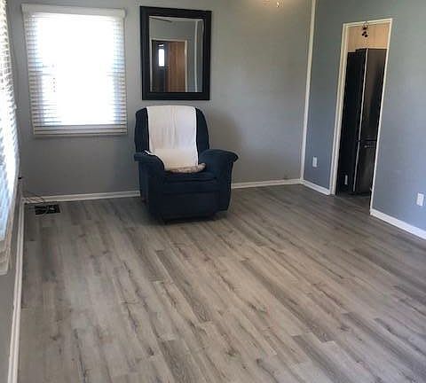2nd image of 220 Carey Ave