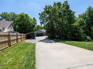 584 SE 115th Rd, Warrensburg, MO 64093