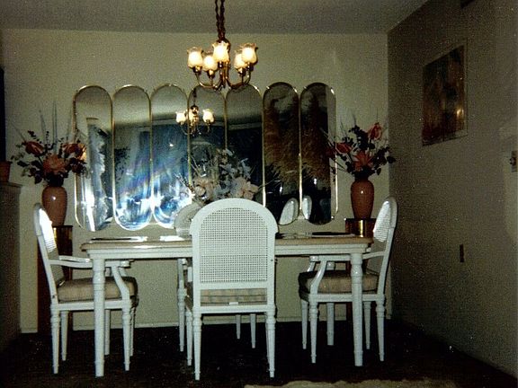 Separate Dining 