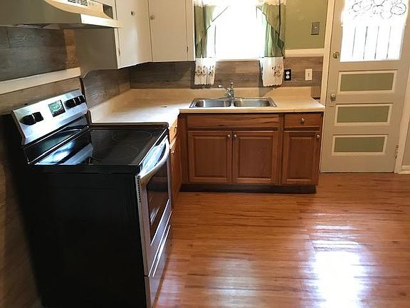 Newly Renovated Kitchen.