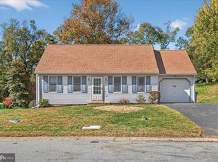 364 Primrose Ln, Mountville, PA 17554
