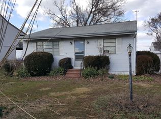 75 Circle Dr, Earleville, MD 21919