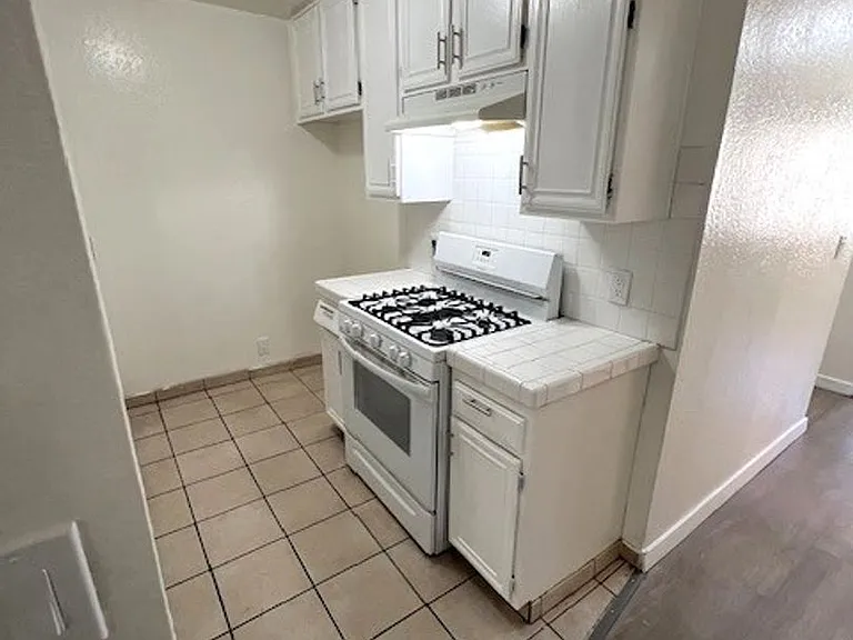 9929 Sepulveda Blvd — Photo 8