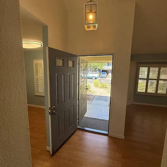 467 Lupine Cir — Photo 11
