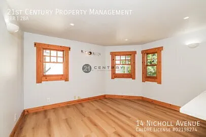 14 Nicholl Ave — Photo 9