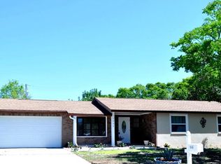 10449 109th Way, Seminole, FL 33778