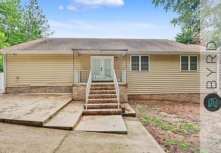 19218 Brevard Dr — Photo 37