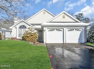 72 Rosewood Dr, Lakewood, NJ 08701