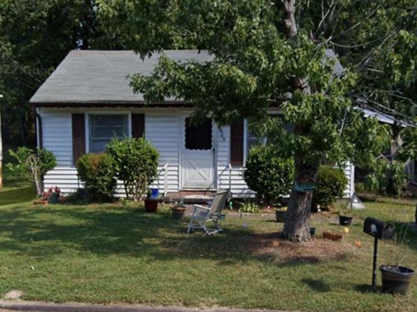605 Griffith St