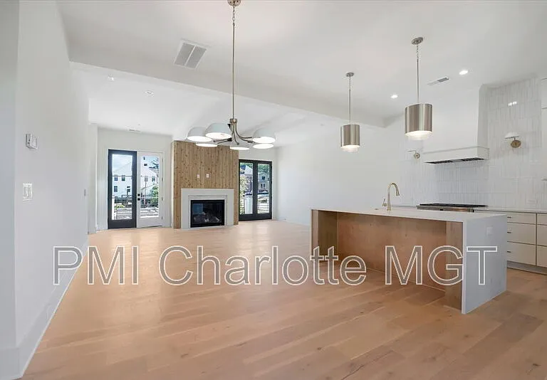 428 Dover Ave — Photo 23